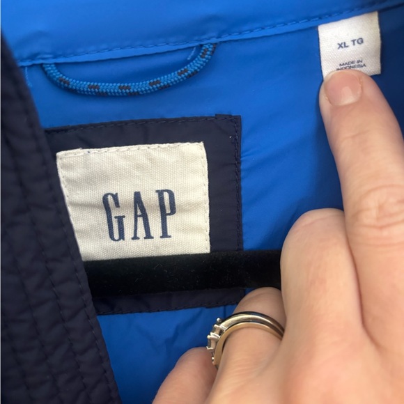 GAP ColdControl Lite Stretch Colorblock Packable Puffer Jacket - Picture 5 of 7